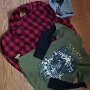 Jachs flannel and O'Neill‎ tshirt small